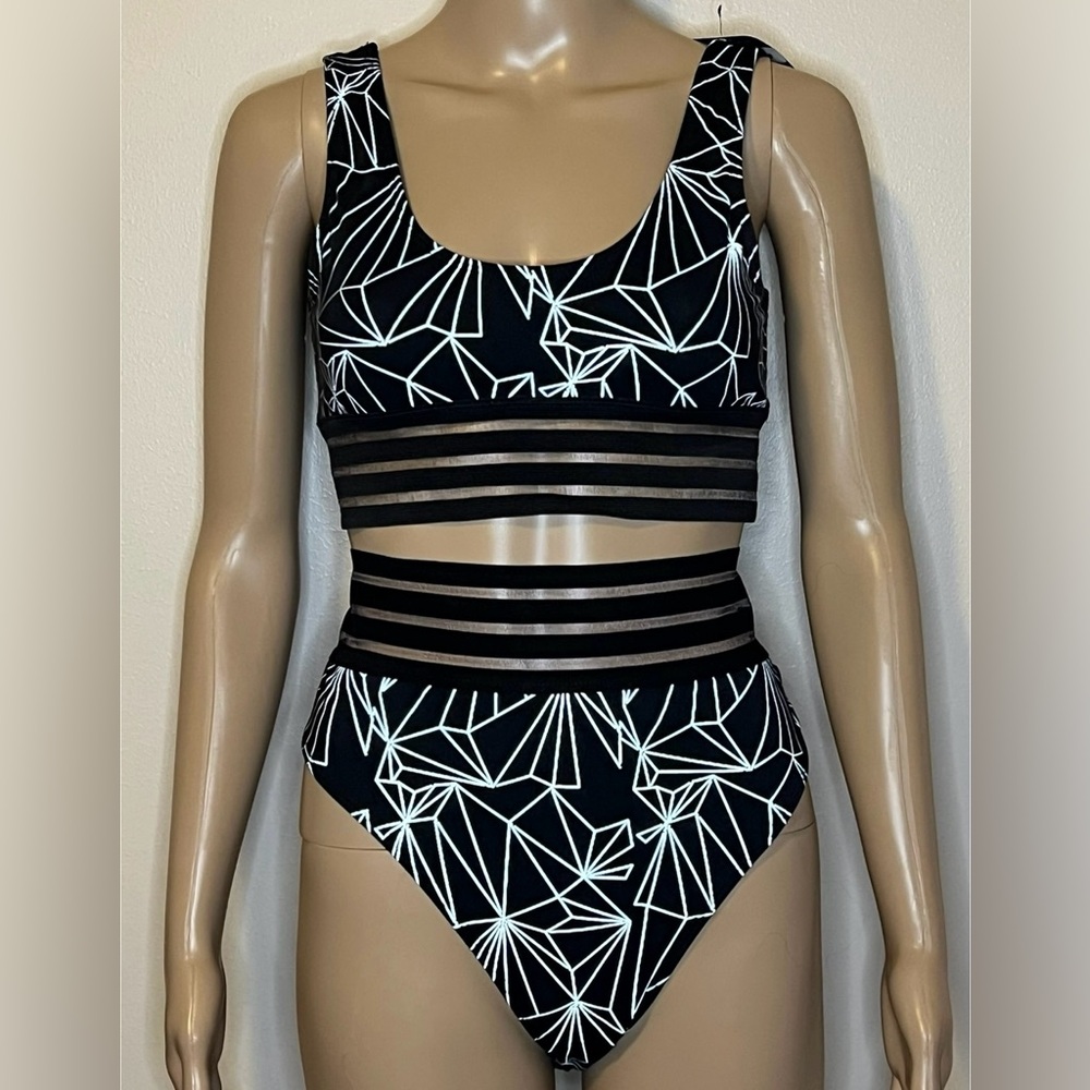 Black Reflective Three-Piece Festival Set